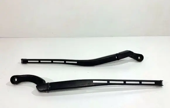 Audi A4 S4 B7 8E 8H Front wiper blade arm 