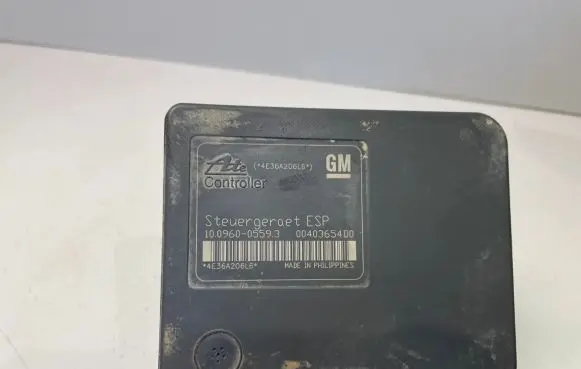 Opel Zafira B ABS Pump 13234911 10096005593 00403654D0