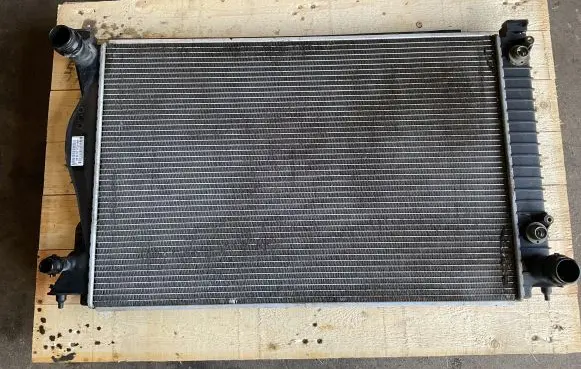 Audi A6 S6 C6 4F Coolant radiator 4F0121251M
