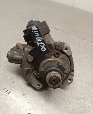 Skoda Octavia Mk3 (5E) Fuel injection high pressure pump 28470303 0488157KKR 04B130755F
