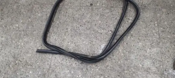 Opel Sintra Front door rubber seal 