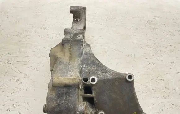 Volkswagen Transporter - Caravelle T4 Generator/alternator bracket 074145169