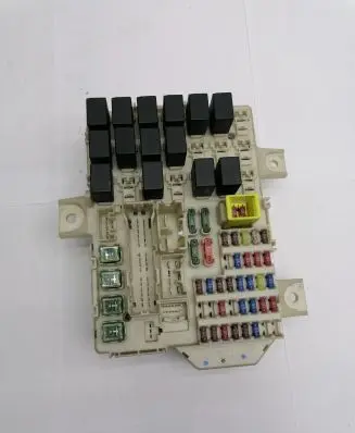 Mitsubishi Colt CZ3 Fuse module MN108320