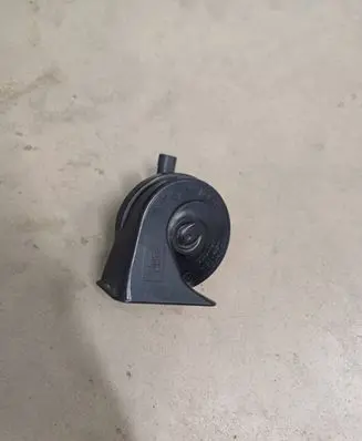 BMW 3 E90 E91 Horn signal 715942004