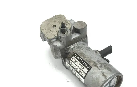 Lexus IS III XE30 Master brake cylinder 4720730070 327503052043