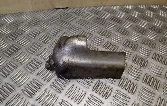 KIA Sorento Exhaust heat shield