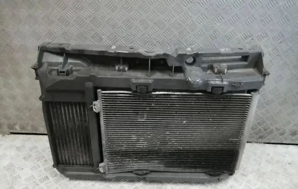 Peugeot 2008 I Radiator set 