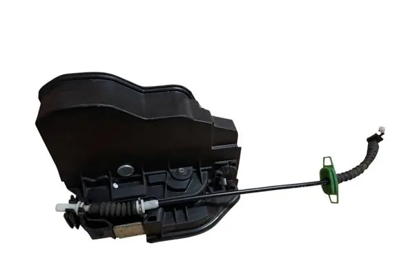 BMW X3 E83 Rear door lock 7202147