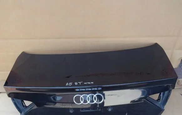 Audi A5 8T 8F Tailgate/trunk/boot lid 8T0827023 CZORYGINAAUDI