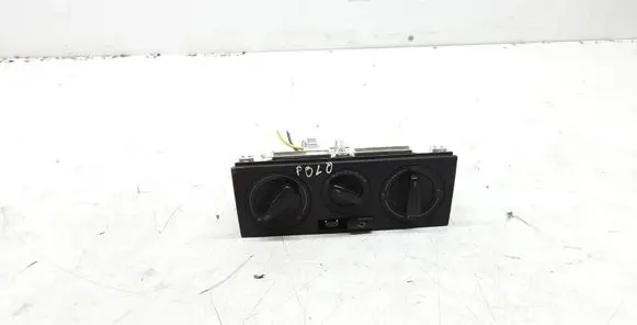 Volkswagen Polo III 6N 6N2 6NF Climate control unit 1J0820045F