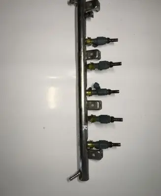 Volkswagen Touareg I Fuel injectors set 022133315 022906031J