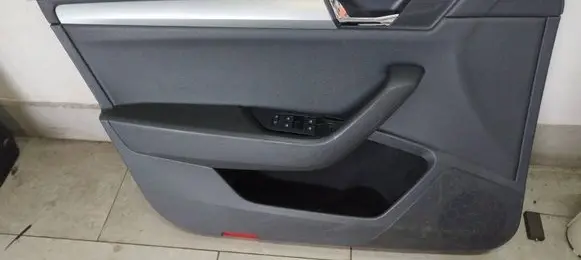Skoda Superb B8 (3V) Door card panel trim set 