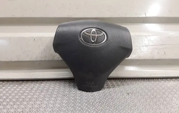 Toyota Corolla Verso AR10 Steering wheel airbag 