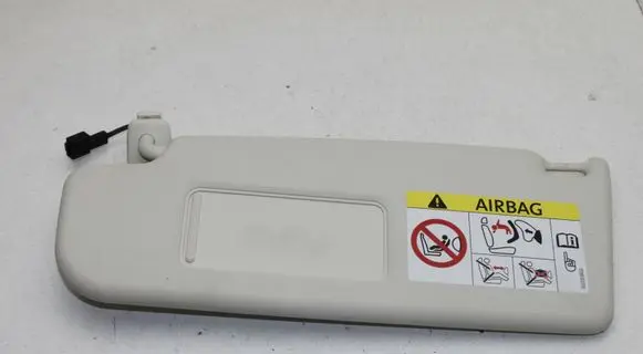 Volkswagen PASSAT CC Sun visor