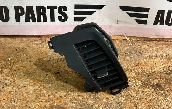 Honda Jazz IV GR Dashboard side air vent grill/cover trim 77610THR77610THR
