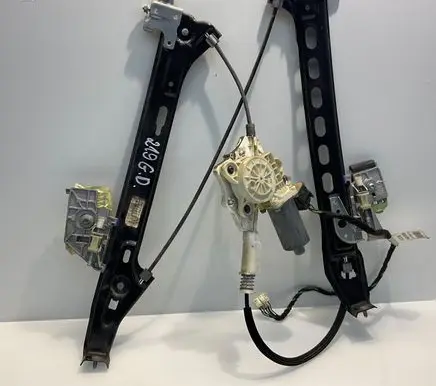 Mercedes-Benz CLS C219 Rear door window regulator with motor A2197301046 2197301046