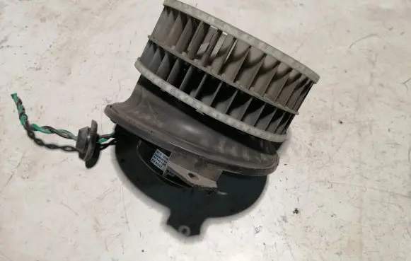 Chrysler Pacifica Heater fan/blower 04885476AC