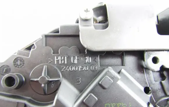 Volvo S40 Front door lock 240015003