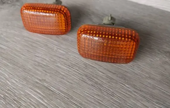 Isuzu Trooper Front fender indicator light 046-5041