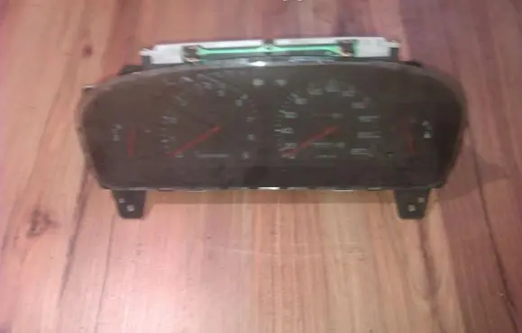 Speedometer (instrument cluster)