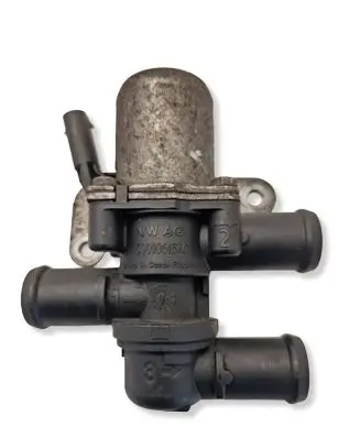 Volkswagen Golf VII Coolant heater control valve 5Q0906457C