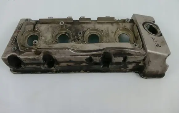 Mercedes-Benz E W210 Rocker cam cover A6040160205