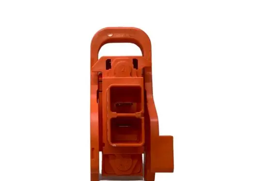 Volkswagen Jetta VI Battery relay fuse 8R0915639 120229