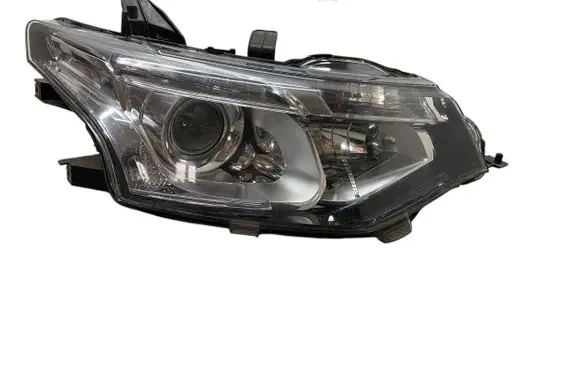 Mitsubishi Outlander Headlight/headlamp