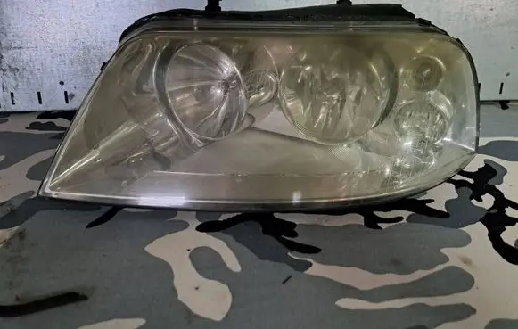 Volkswagen Sharan Headlight/headlamp 7M3941015AD 0301182201