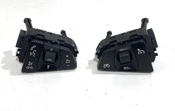 Opel Insignia A Steering wheel buttons/switches 1329315513268686