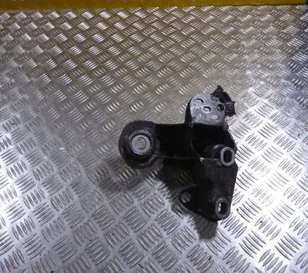 Volkswagen PASSAT B5.5 Engine mounting bracket 4B0199352B