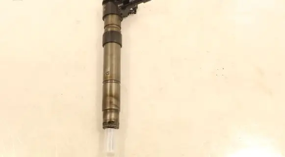 Peugeot 4007 Fuel injector 0445115025