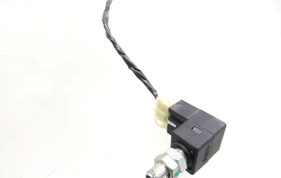 Clutch pedal sensor