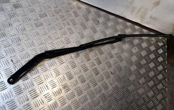 BMW X5 E70 Front wiper blade arm 61617153736 7153736