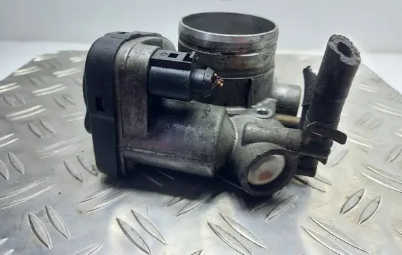 Audi A3 S3 8L Throttle body valve 06A133062AKAS 06A133062A