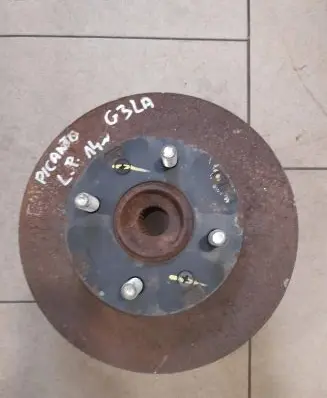 KIA Picanto Front wheel hub spindle knuckle