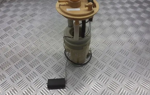 Mitsubishi Colt CZ3 Mechanical fuel pump BRAK