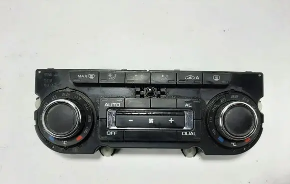 Interior fan control switch
