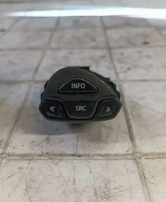 Nissan Almera Tino Steering wheel buttons/switches 25552BN800