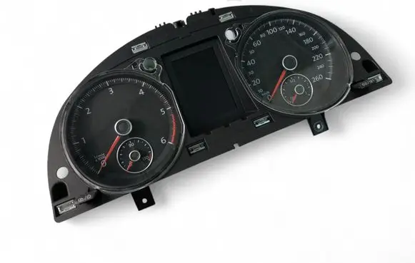 Volkswagen PASSAT B7 Speedometer (instrument cluster) 3AA920871D