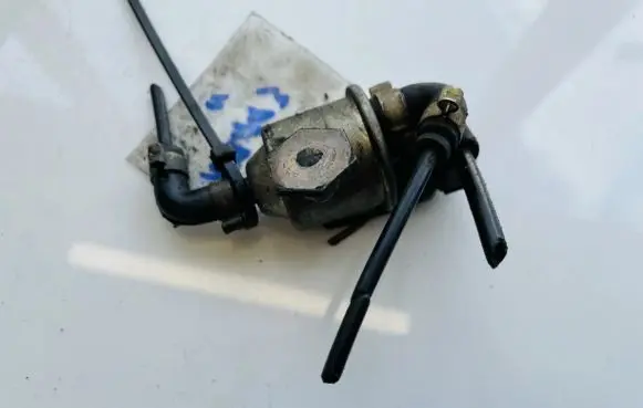 Audi 100 S4 C4 Valve vacuum 034906283 72123900