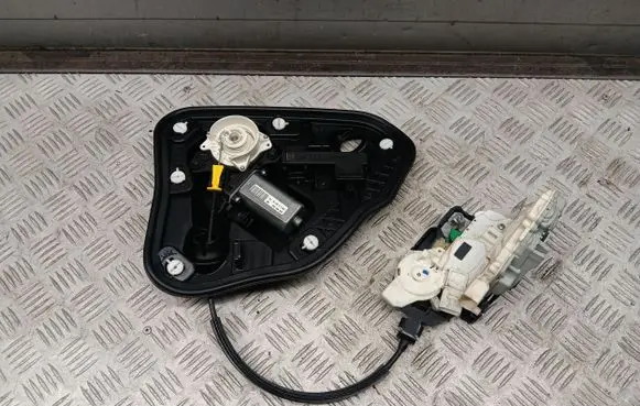 Audi A7 S7 4G Rear door lock 4G8839016A 4G8839004