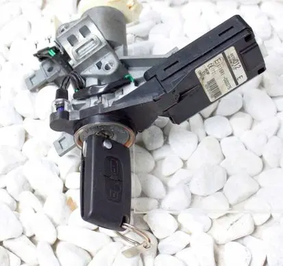Peugeot 206 Ignition lock 8670A012G8D646MB