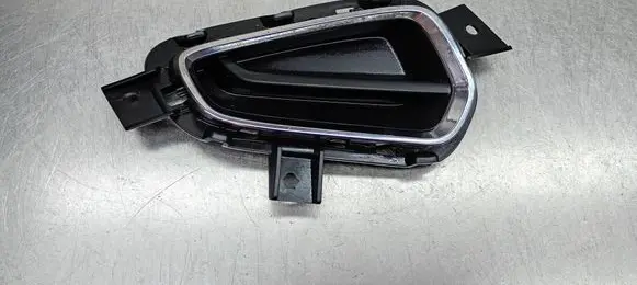 Volvo V40 Front grill 31407765
