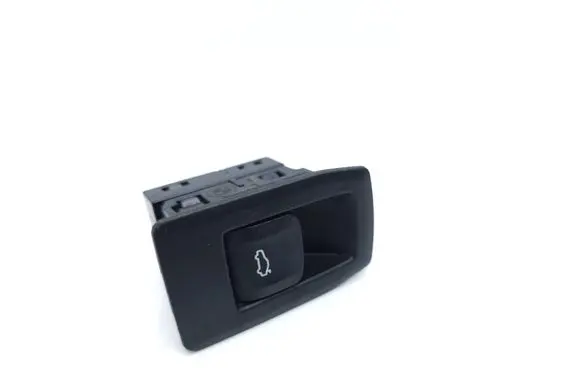 BMW 3 G20 G21 Tailgate/boot open switch button 7948786