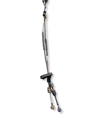 Opel Astra J Gear shift cable linkage 55577317