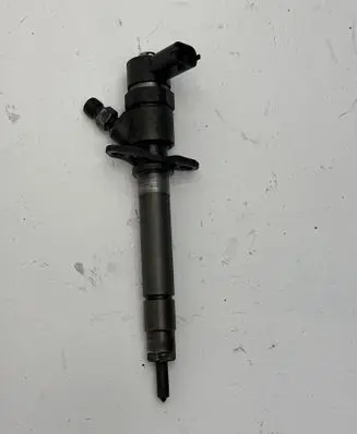 Volvo S60 Fuel injector 0445110078 8658352