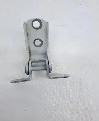 Toyota C-HR I Rear door lower hinge