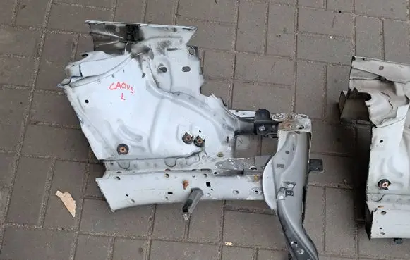 Citroen C4 Cactus Front side member 