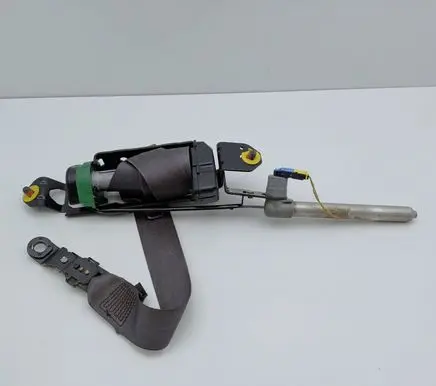 Volvo S60 Front seatbelt 8626244